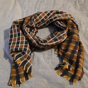 Elegant Checkered Scarf - Brown and Black